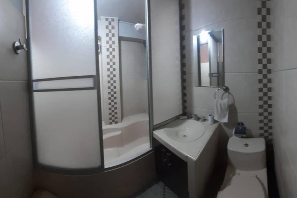 A Un Minuto Del Aeropuerto Sientase Como En Casa Cuzco Eksteriør bilde