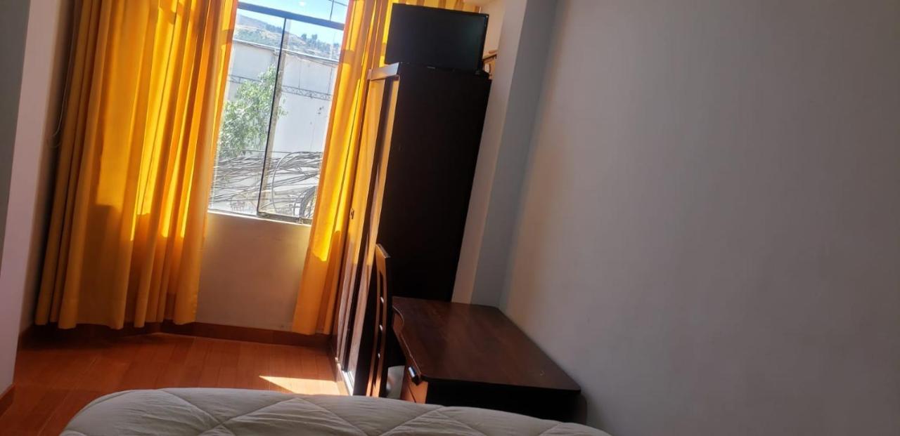 A Un Minuto Del Aeropuerto Sientase Como En Casa Cuzco Eksteriør bilde